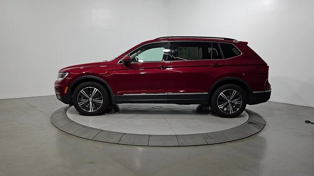 Used 2018 Volkswagen Tiguan SE FWD image 2
