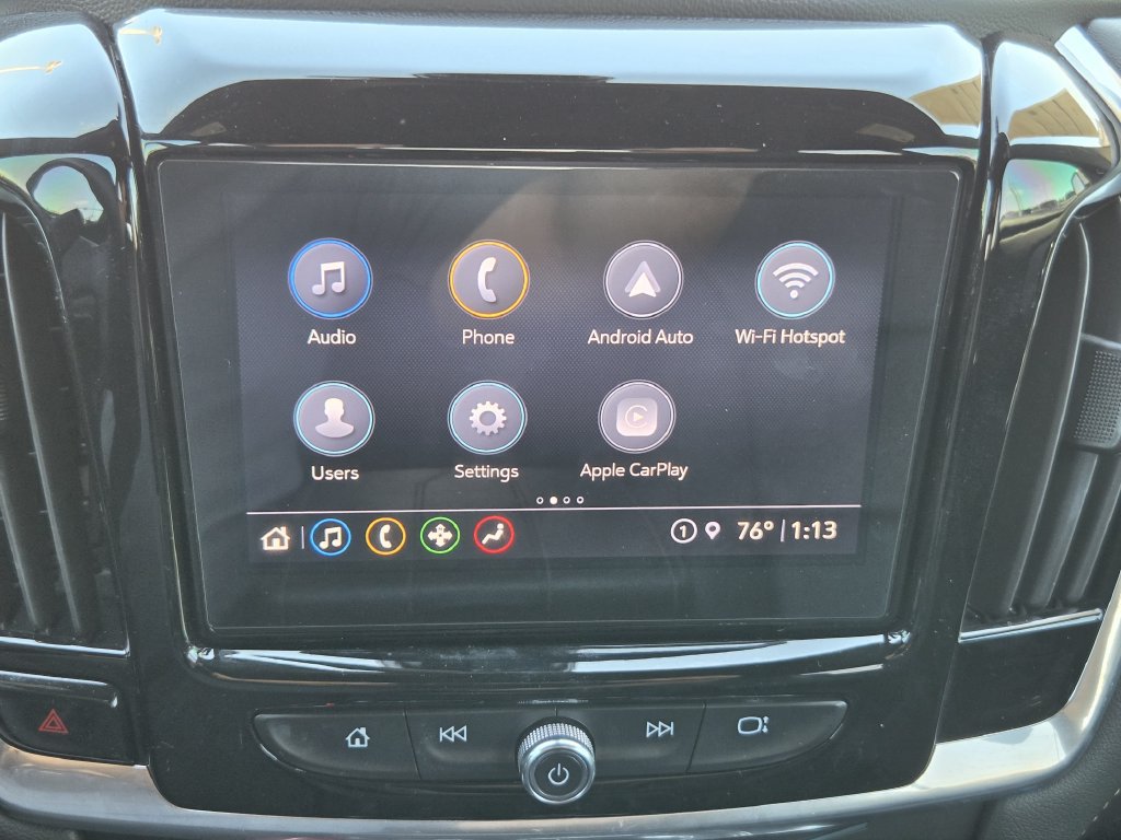 Used 2022 Chevrolet Traverse LT FWD image 16