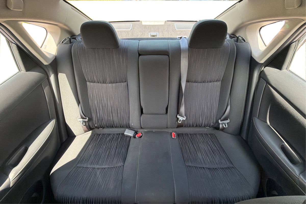 Used 2019 Nissan Sentra SV FWD image 13