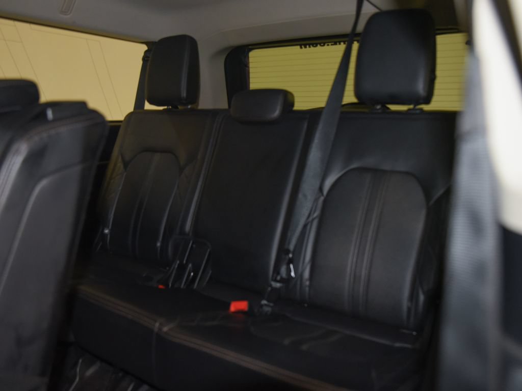 Used 2021 Ford Expedition Max Platinum AWD/4WD image 14