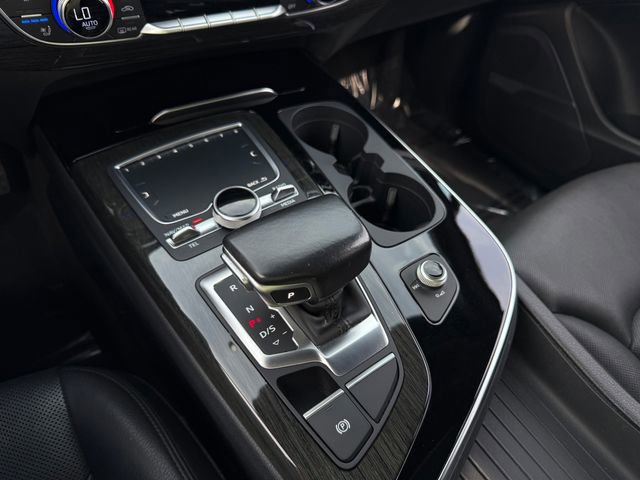 Used 2017 Audi Q7 3.0T Premium Plus w/ Premium Plus Package AWD/4WD image 28
