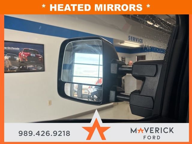 Used 2019 Nissan Titan SL image 23