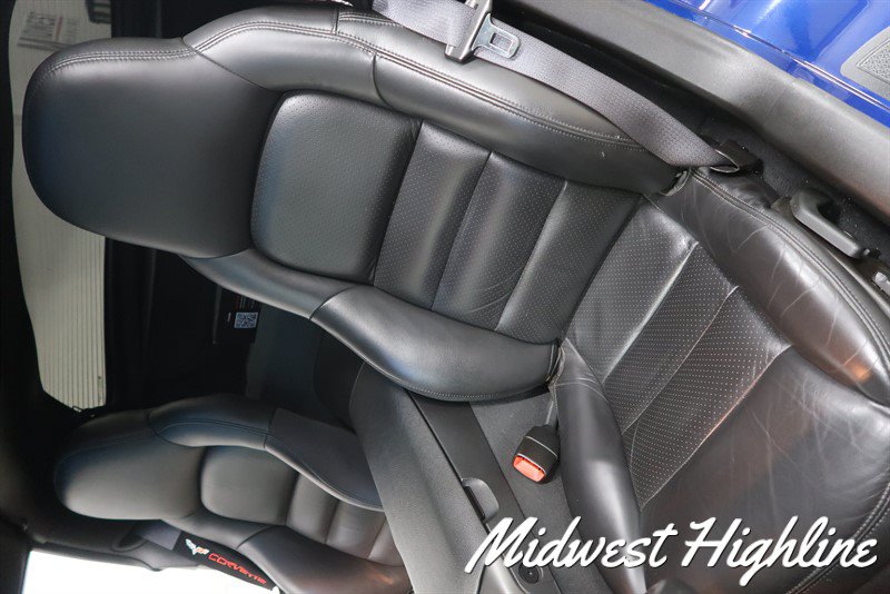 Used 2006 Chevrolet Corvette Coupe w/ Preferred Equipment Group RWD image 29