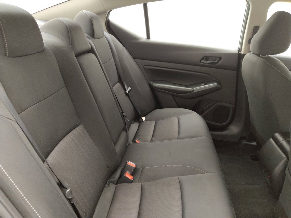 Used 2024 Nissan Altima 2.5 SV image 19