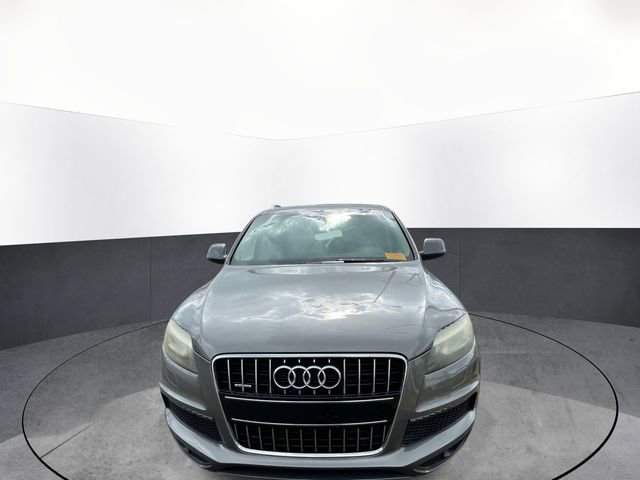 Used 2013 Audi Q7 3.0T S line Prestige w/ Cold Weather Pkg image 2