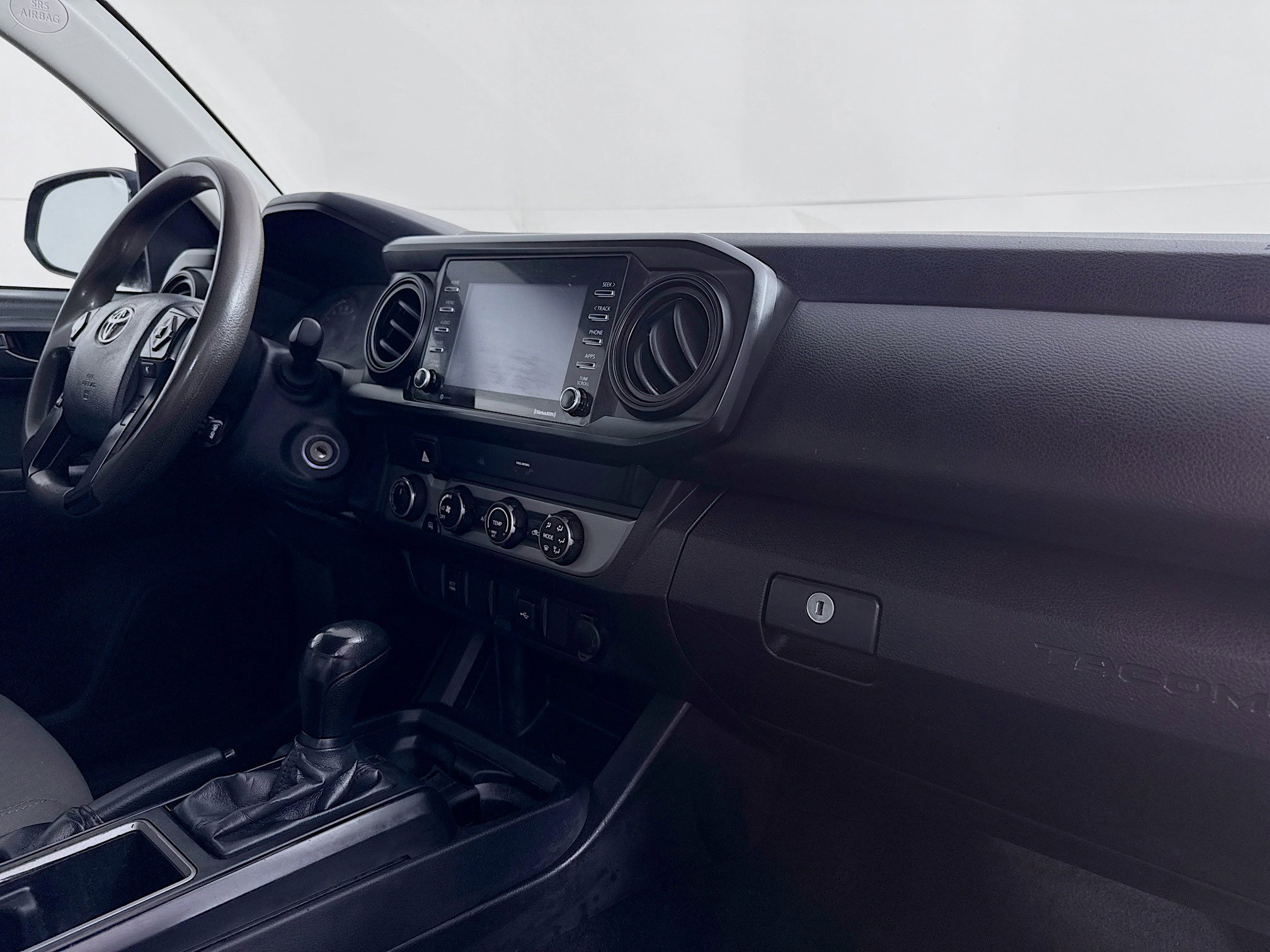 Used 2020 Toyota Tacoma SR image 26