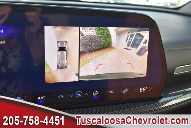 New 2027 Chevrolet Traverse Z71 w/ Enhanced Driving Package AWD/4WD image 32