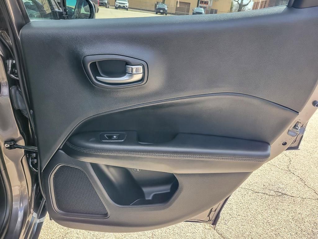 Used 2019 Jeep Compass Altitude image 20