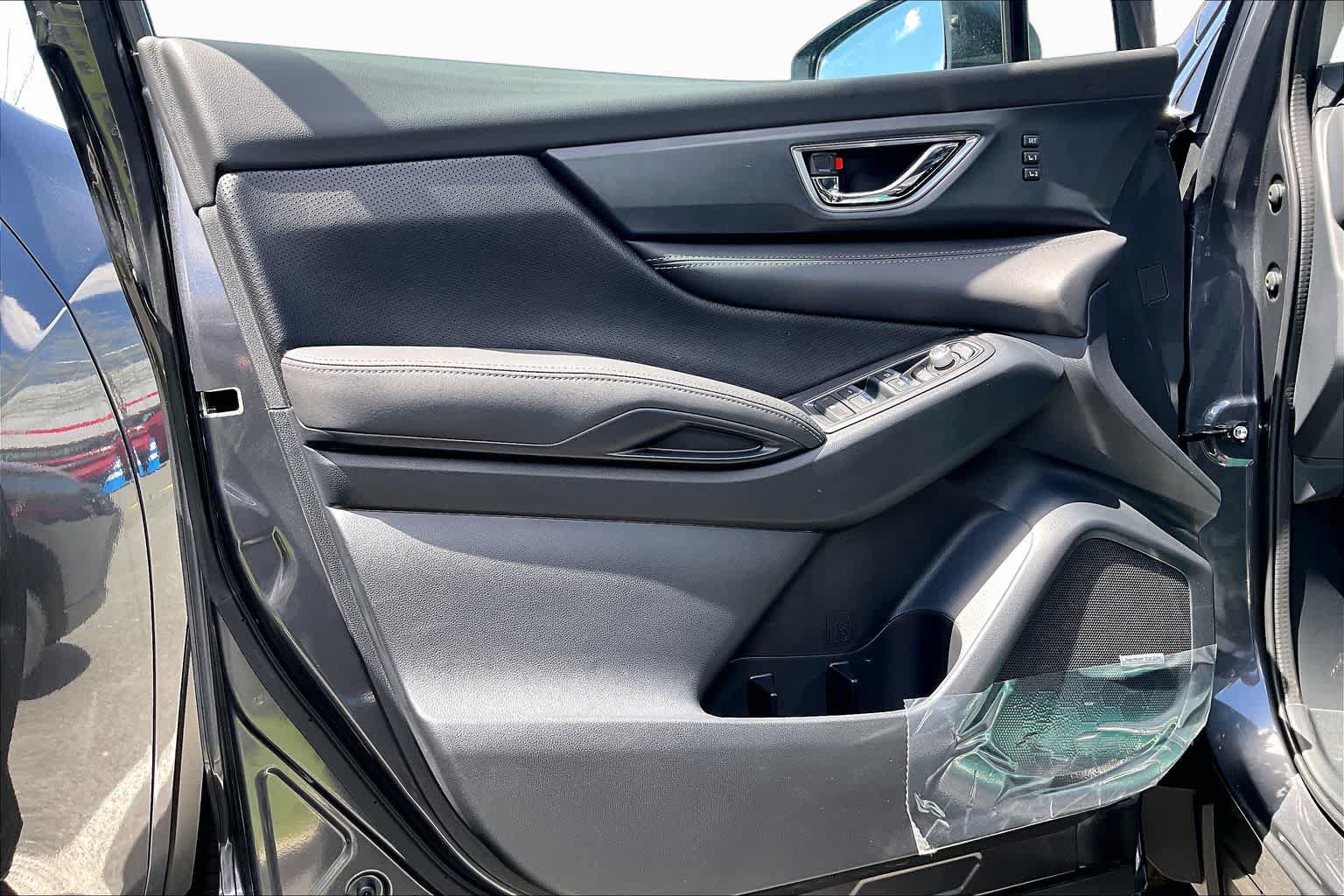 New 2026 Subaru Ascent Limited AWD/4WD image 10