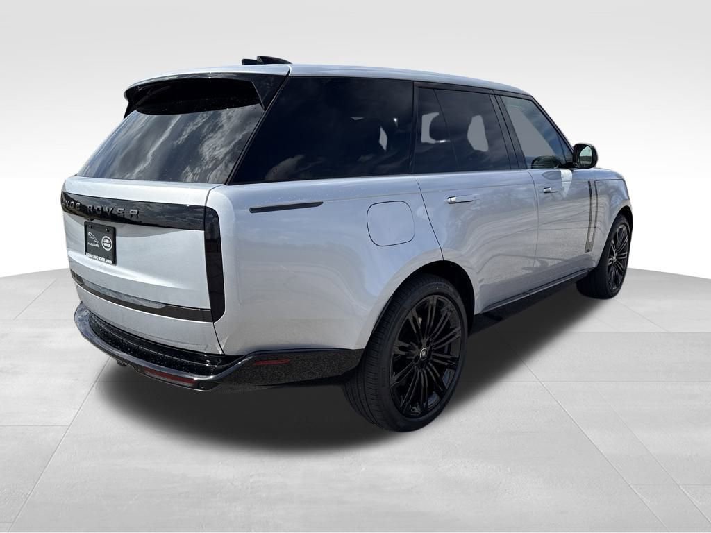 New 2025 Land Rover Range Rover SE AWD/4WD image 7