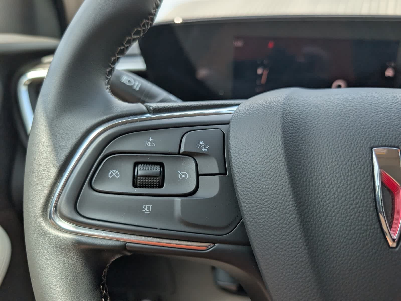 Certified 2024 Buick Encore GX Preferred AWD/4WD image 21