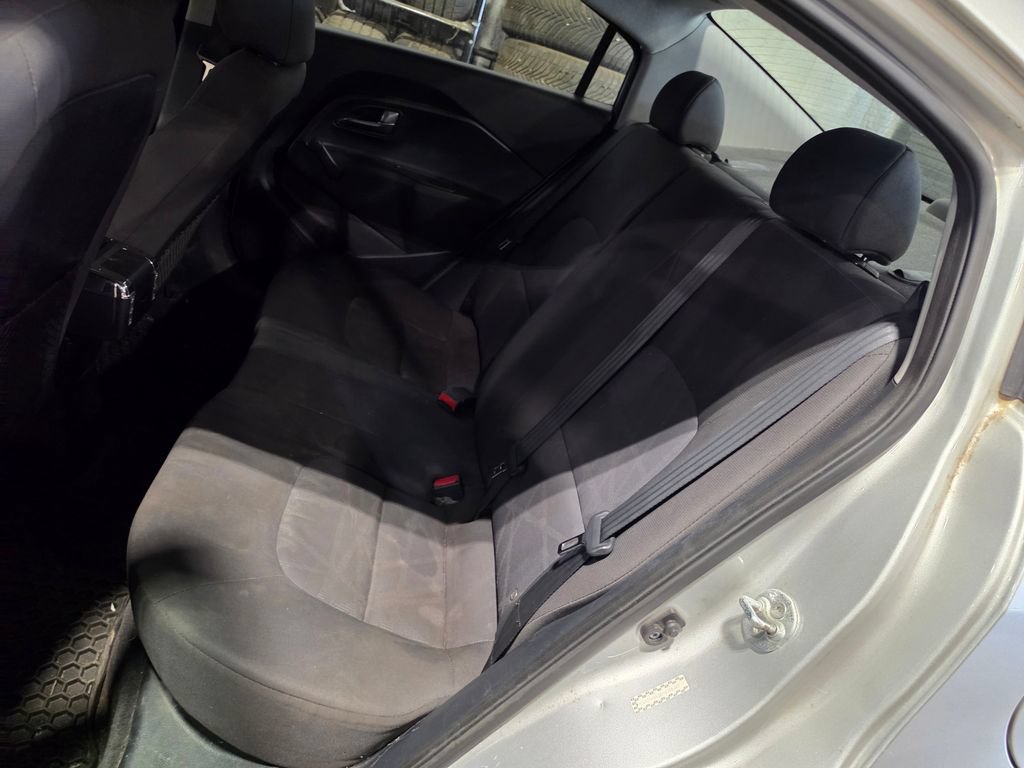 Used 2017 Kia Rio LX FWD image 7