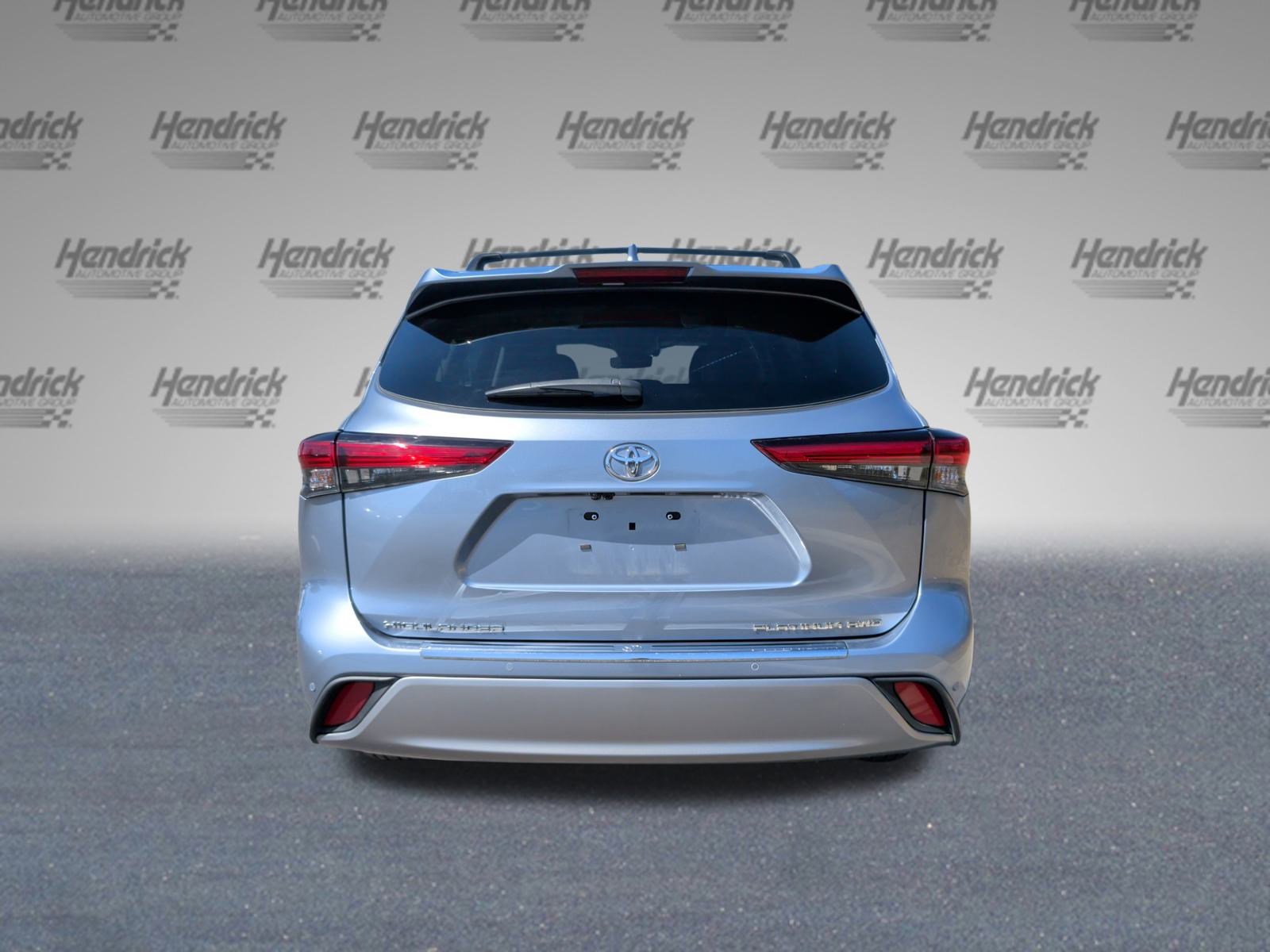 Used 2021 Toyota Highlander Platinum image 8