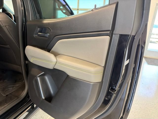 Used 2025 Chevrolet Colorado ZR2 AWD/4WD image 41