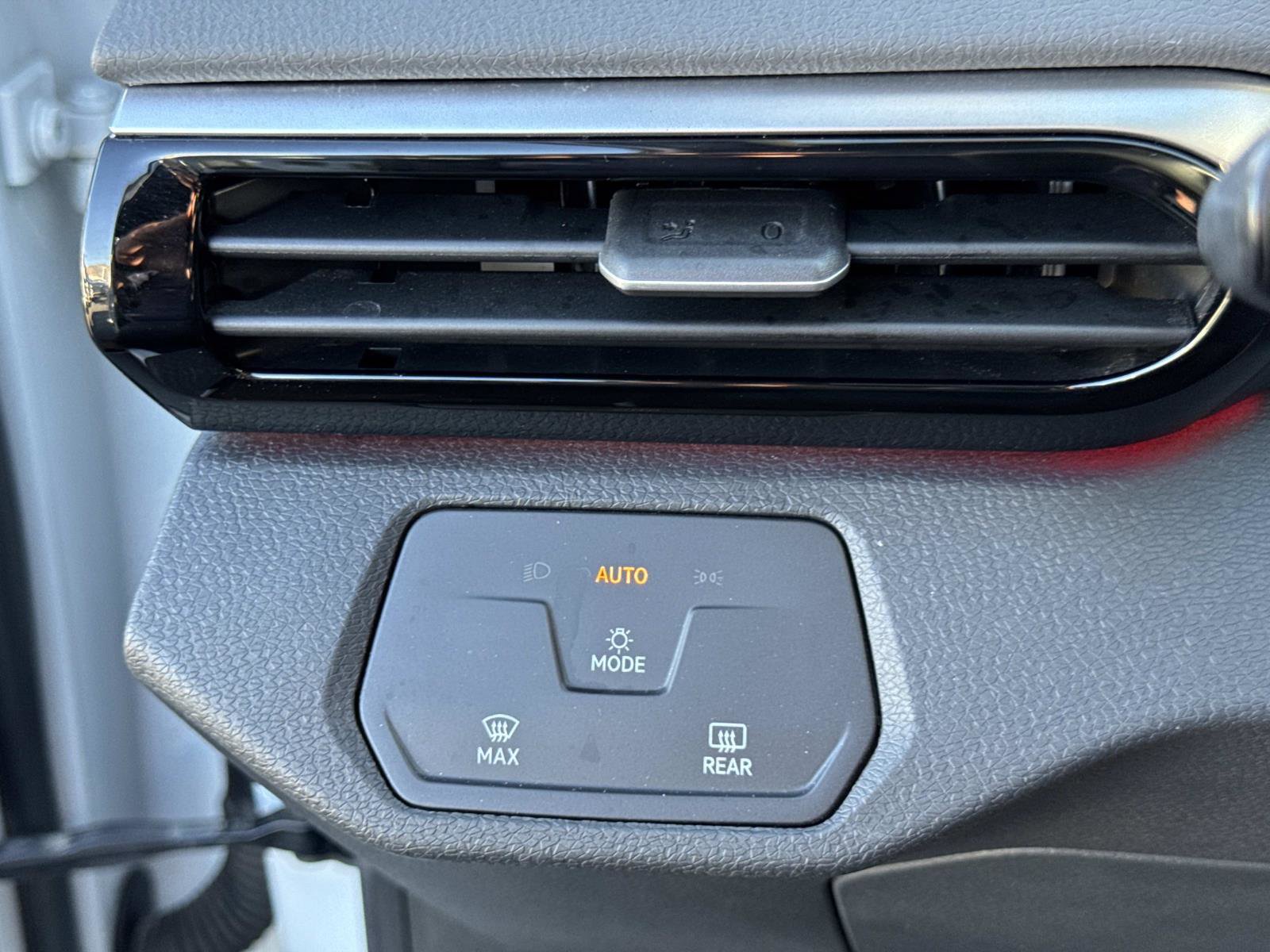 Certified 2021 Volkswagen ID.4 Pro image 25