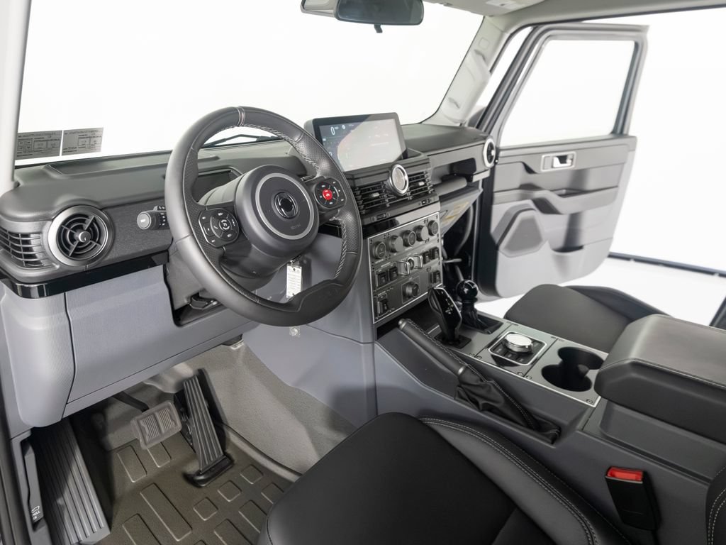New 2025 INEOS Grenadier Fieldmaster Edition AWD/4WD image 14