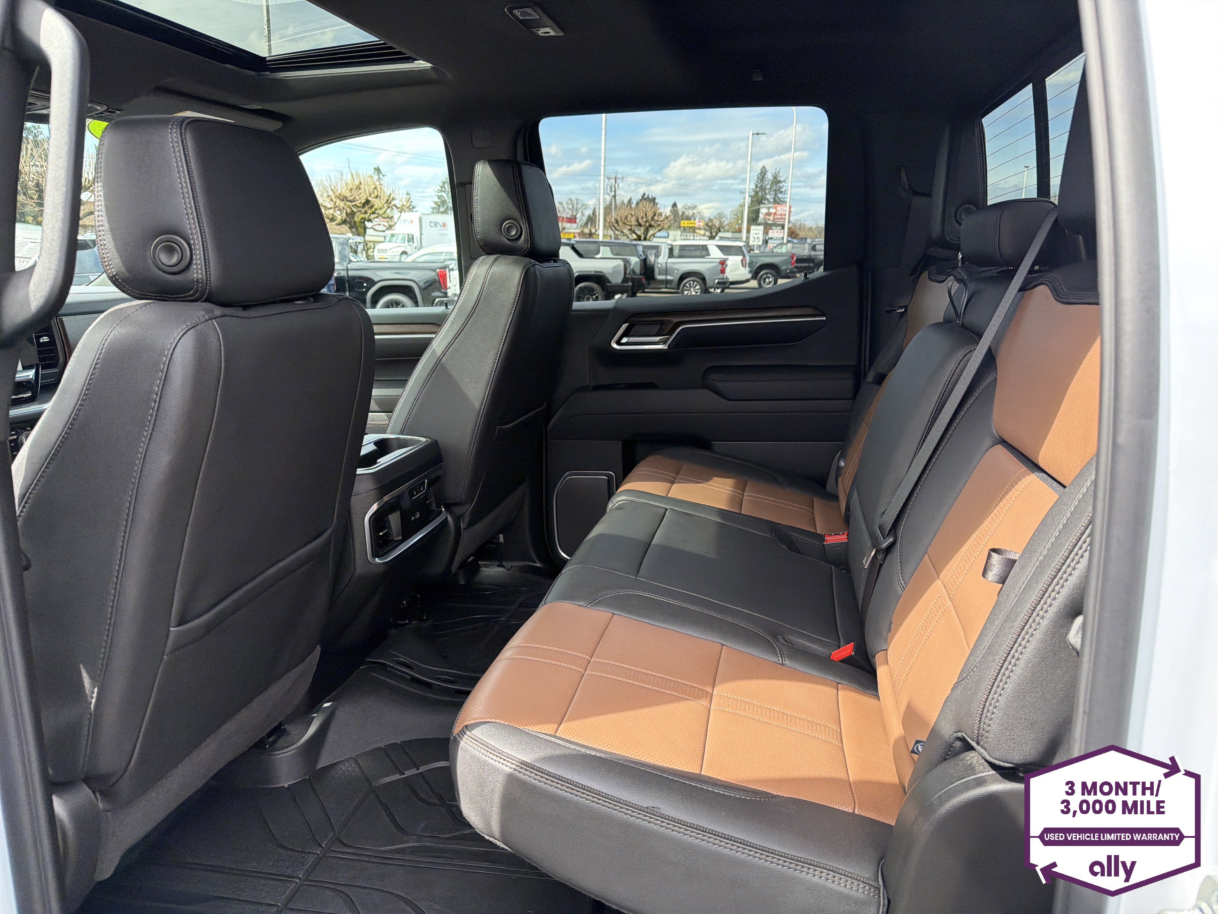 Used 2026 Chevrolet Silverado 1500 High Country AWD/4WD image 11