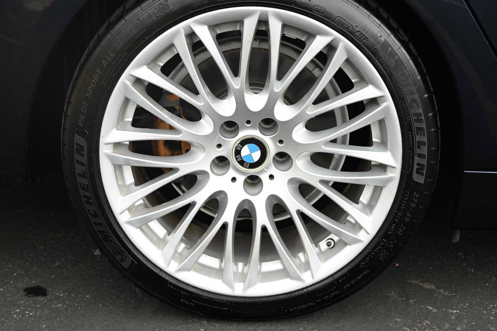 Used 2007 BMW 750i RWD image 10