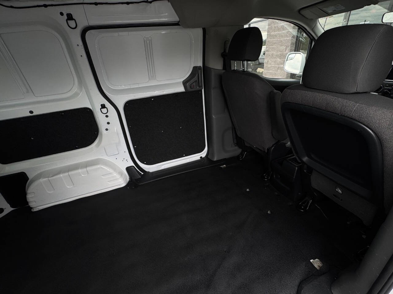 Used 2021 Nissan NV200 SV w/ Back Door Glass Package FWD image 14