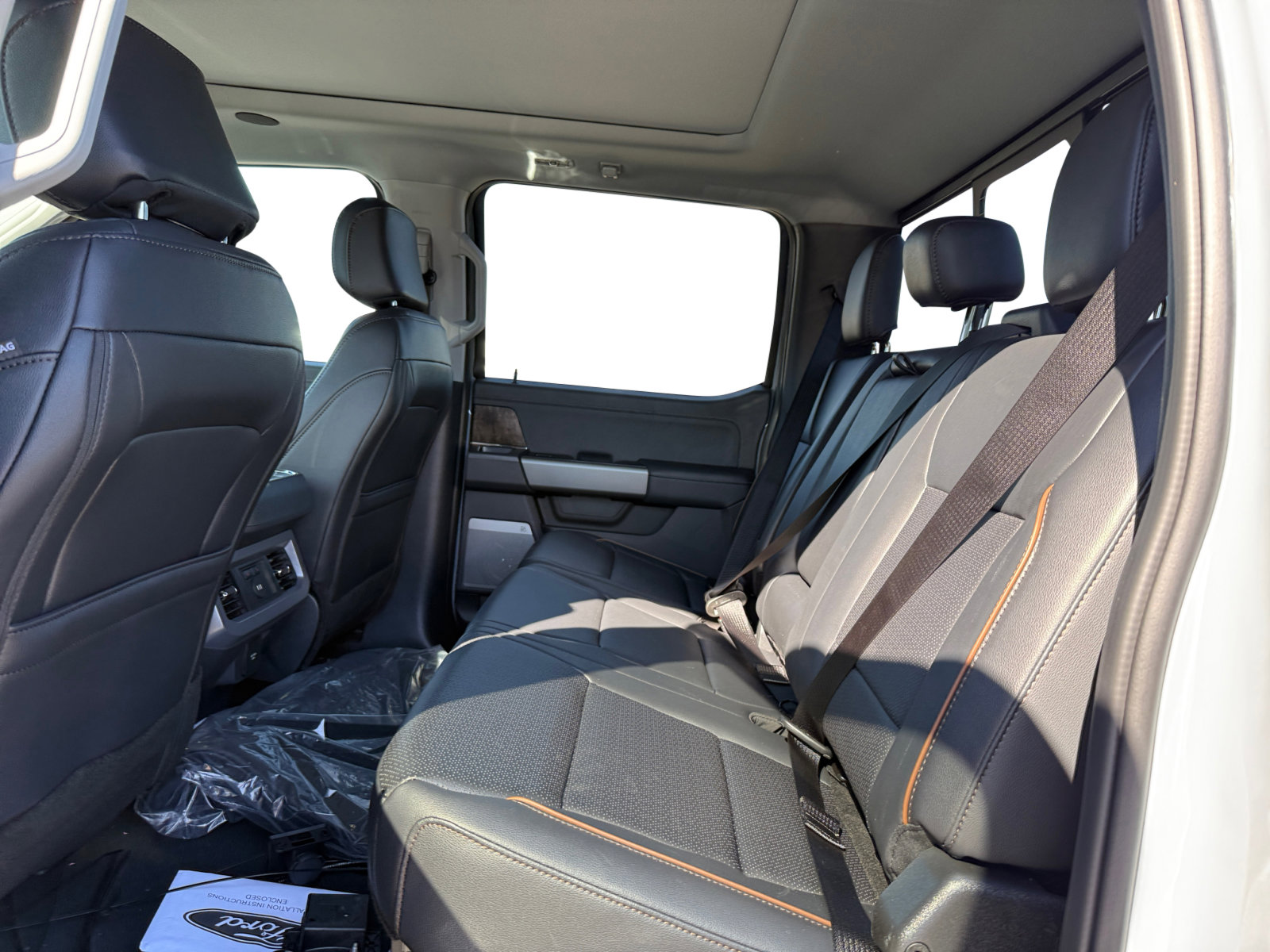New 2025 Ford F250 Lariat w/ Lariat Ultimate Package image 16