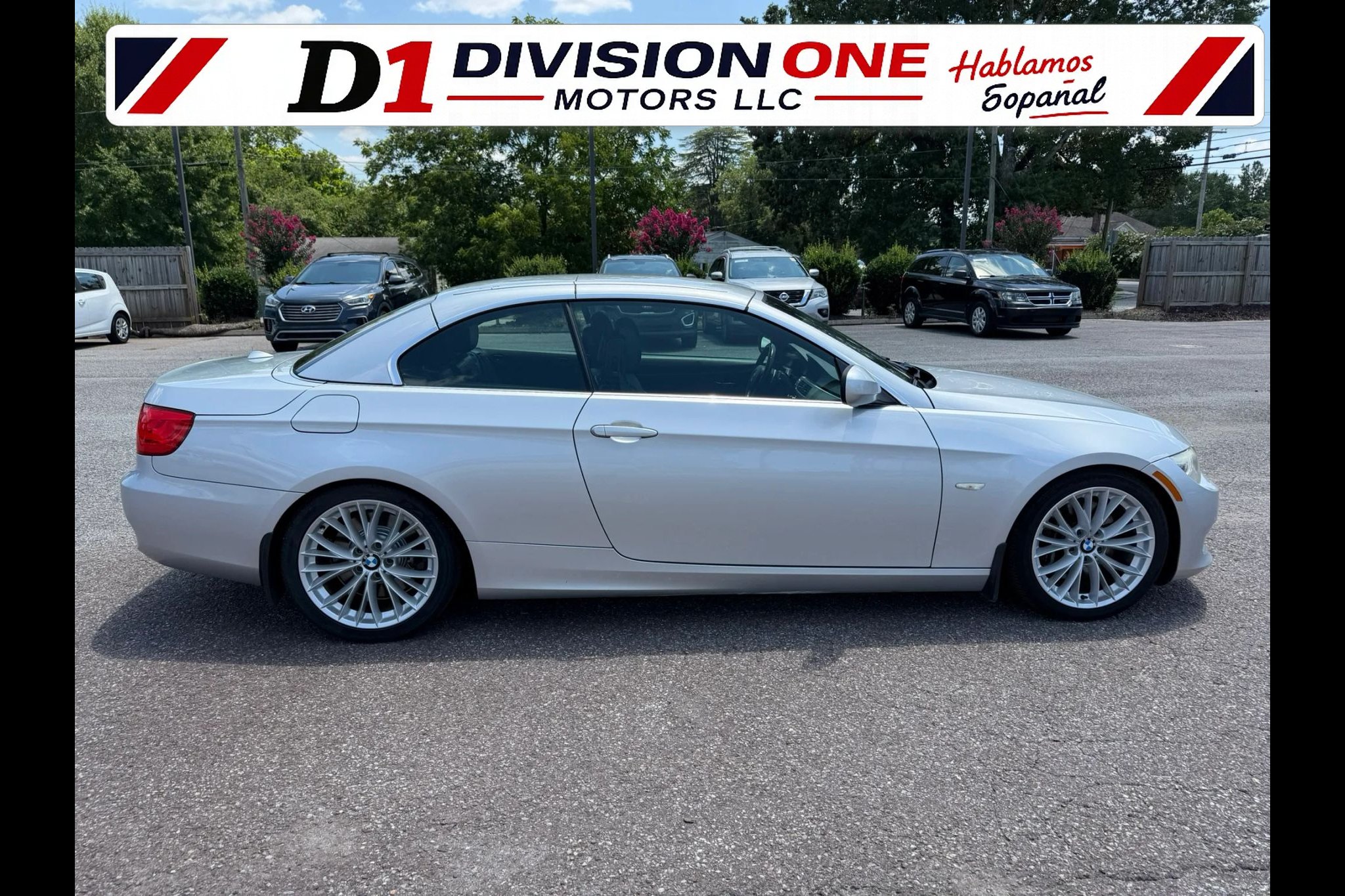 Used 2011 BMW 335i Convertible RWD image 7