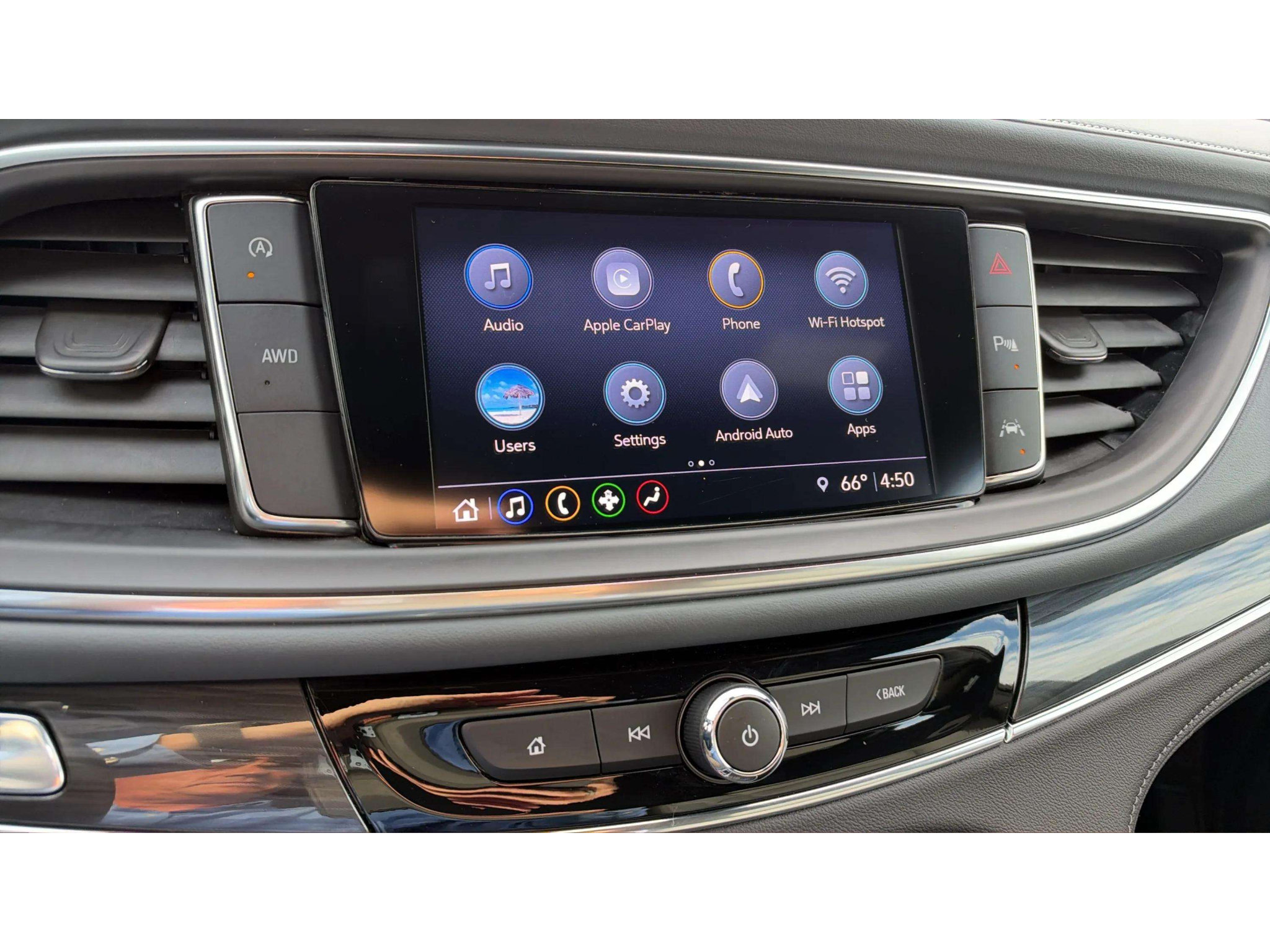 Used 2023 Buick Enclave Essence AWD/4WD image 19