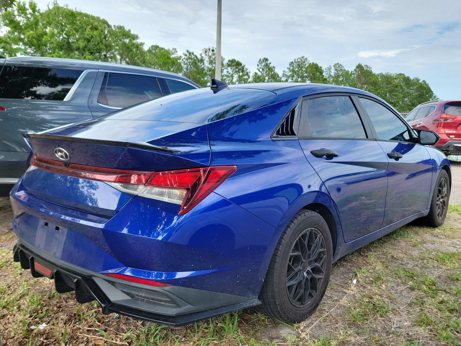 Used 2021 Hyundai Elantra SEL FWD image 6