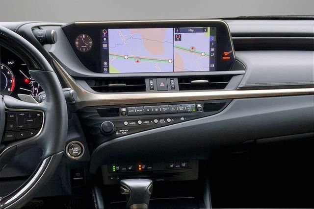 Used 2019 Lexus ES 350 w/ Premium Package image 6