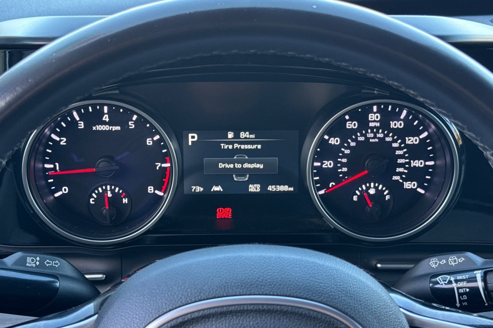 Used 2024 Kia Carnival EX FWD image 23