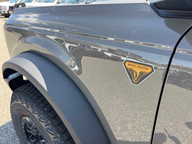 New 2026 Ford Bronco Badlands AWD/4WD image 32