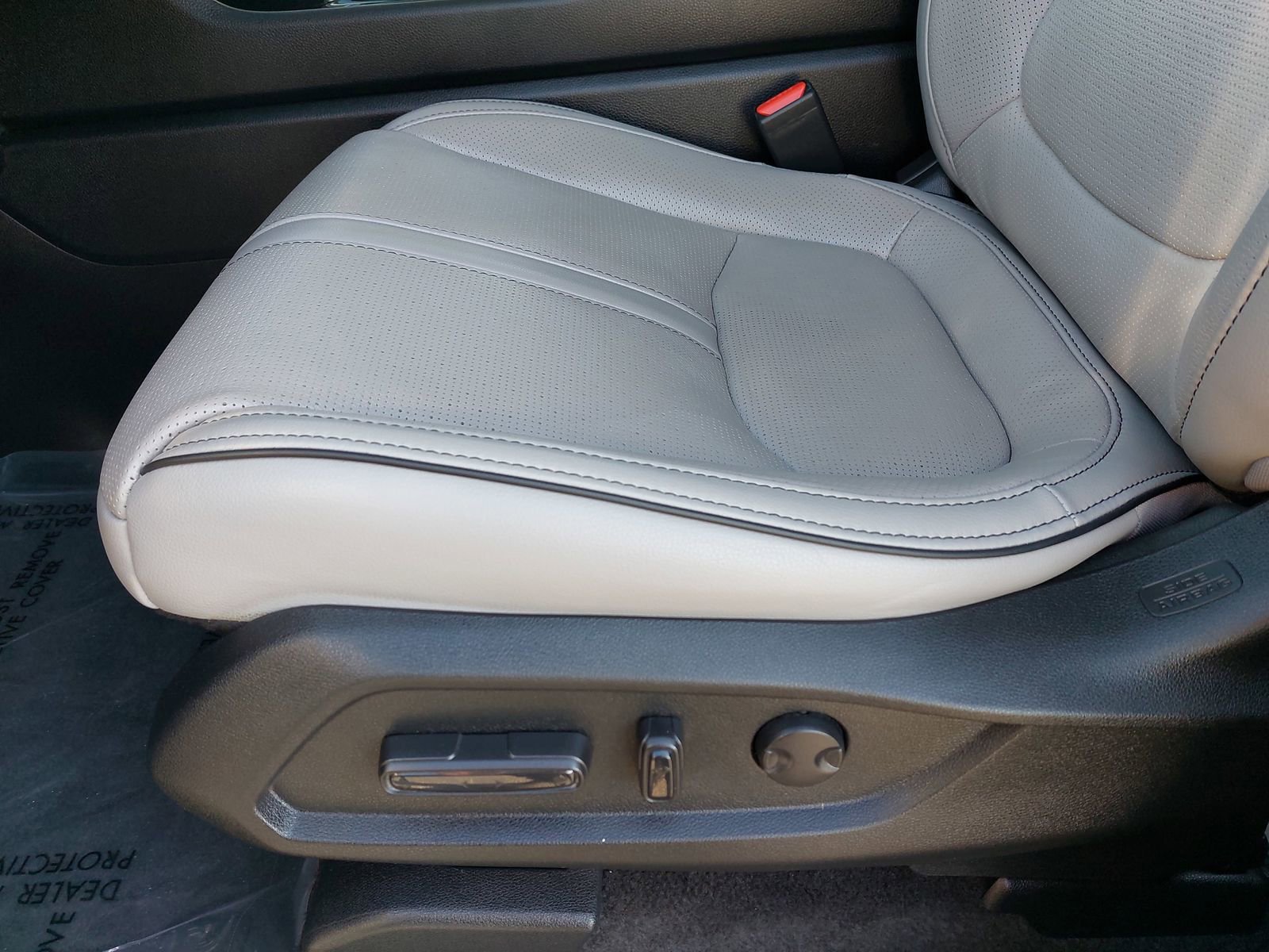 Certified 2023 Honda Pilot Elite image 30