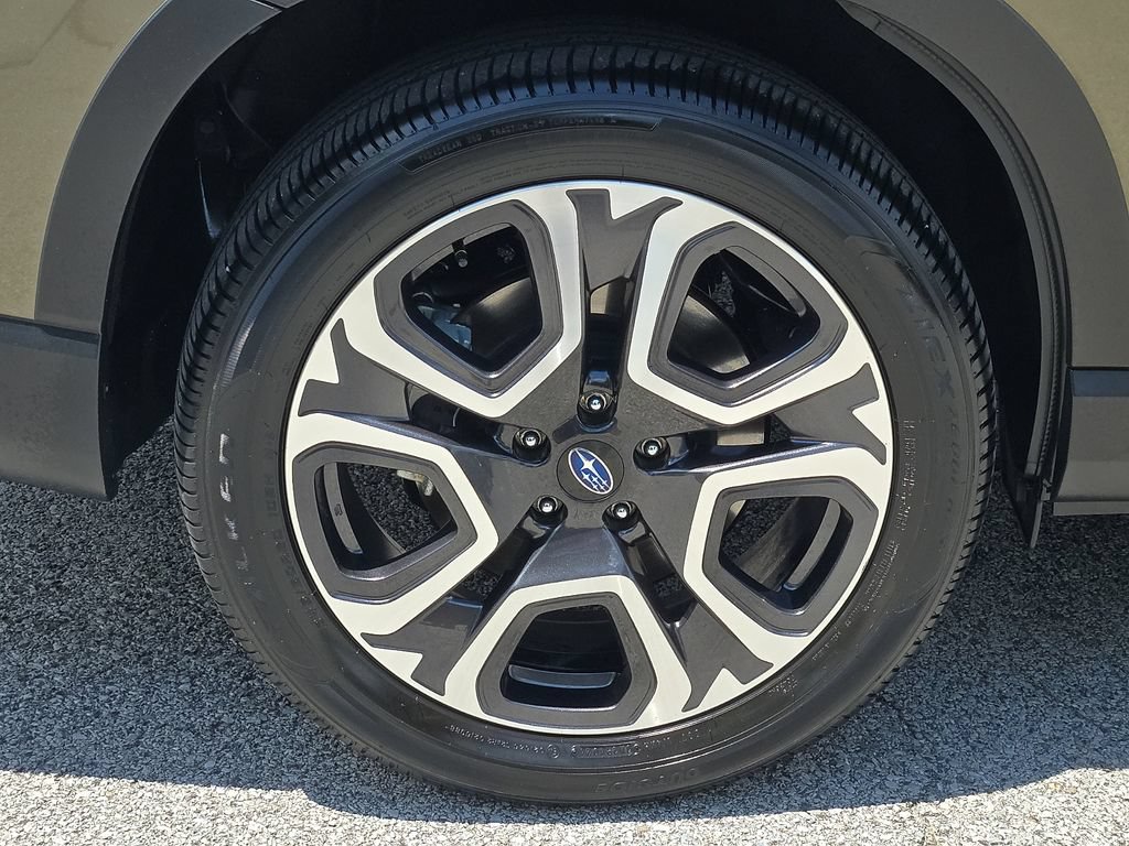 Certified 2025 Subaru Ascent Limited AWD/4WD image 8