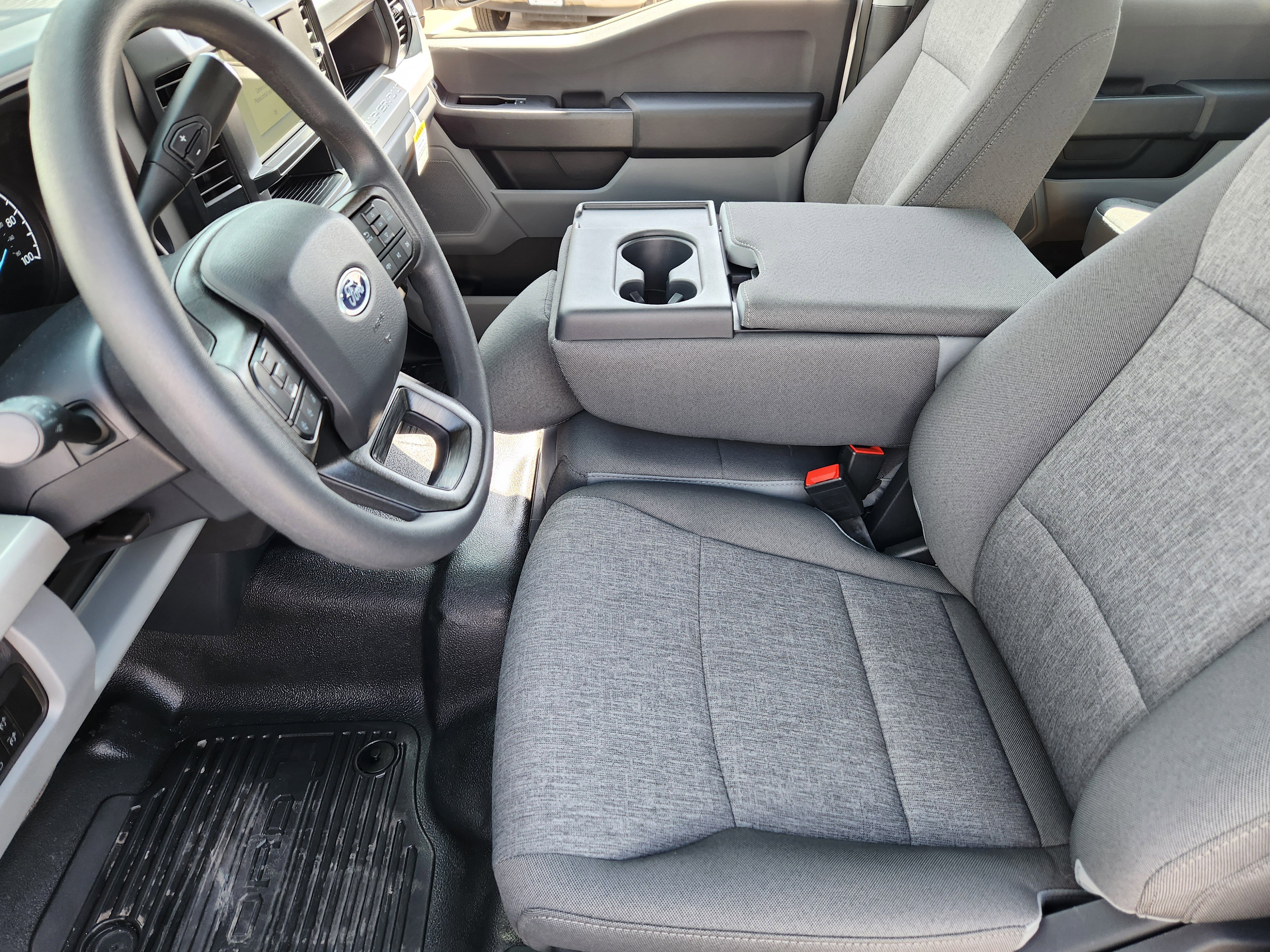 New 2025 Ford F550 4x4 Crew Cab Super Duty image 16