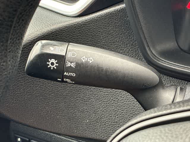 Used 2022 Toyota Corolla LE FWD image 26