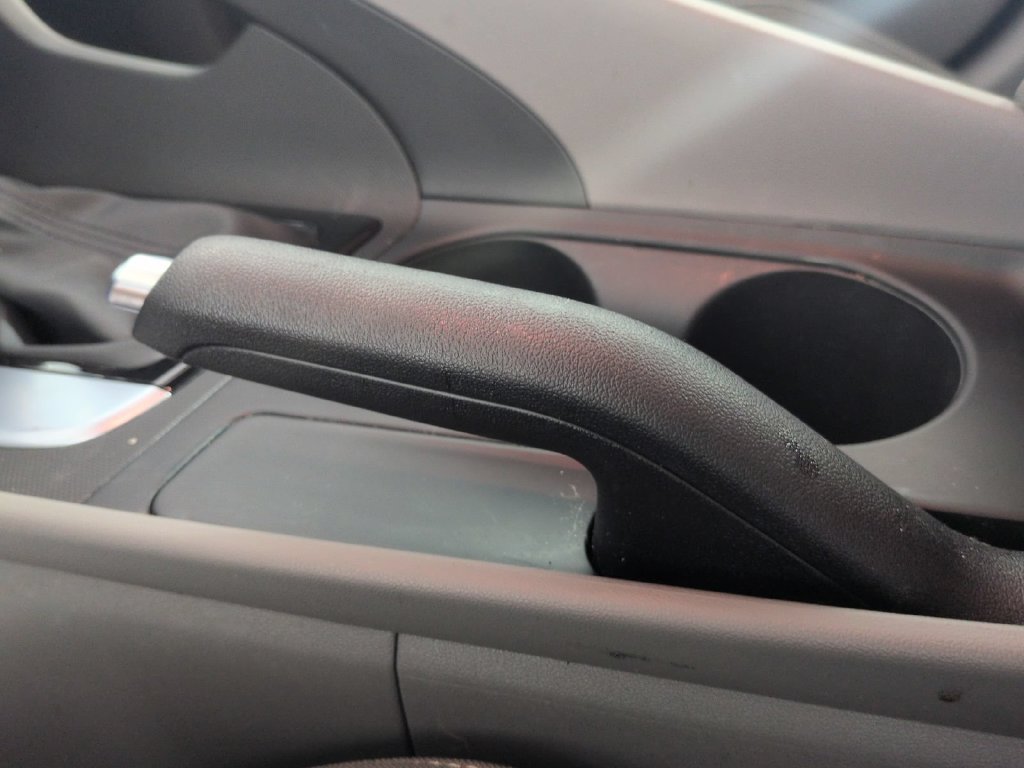 Used 2024 Hyundai Elantra SEL FWD image 37