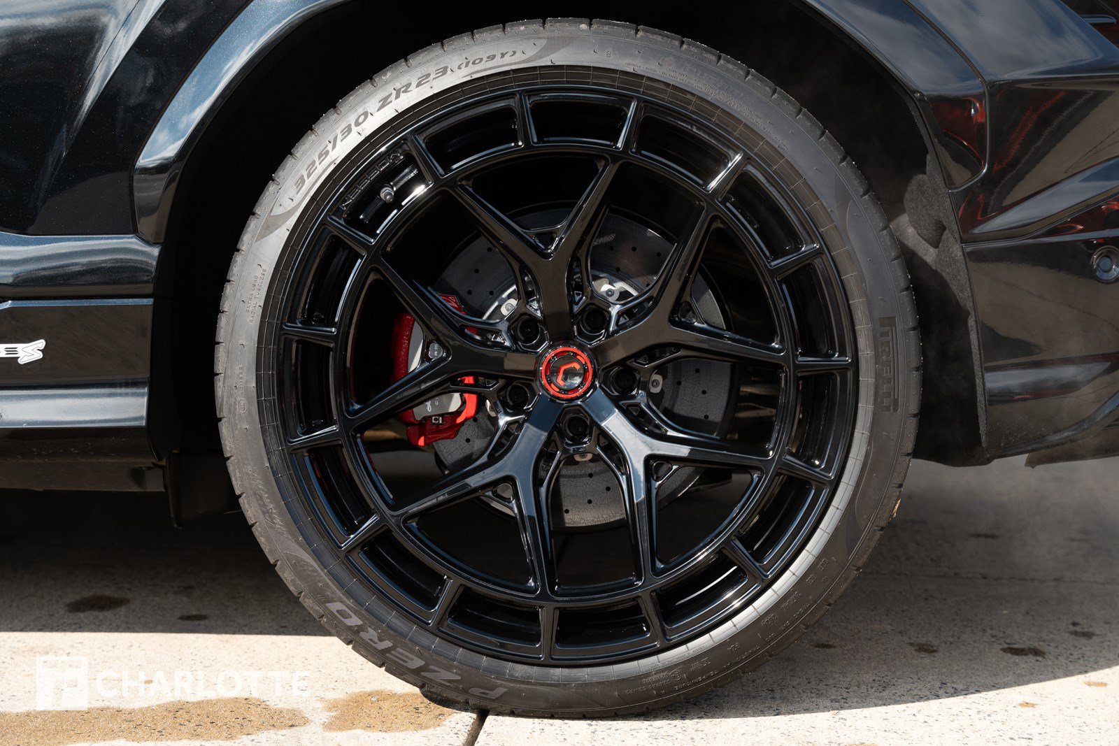 Used 2024 Lamborghini Urus S image 12