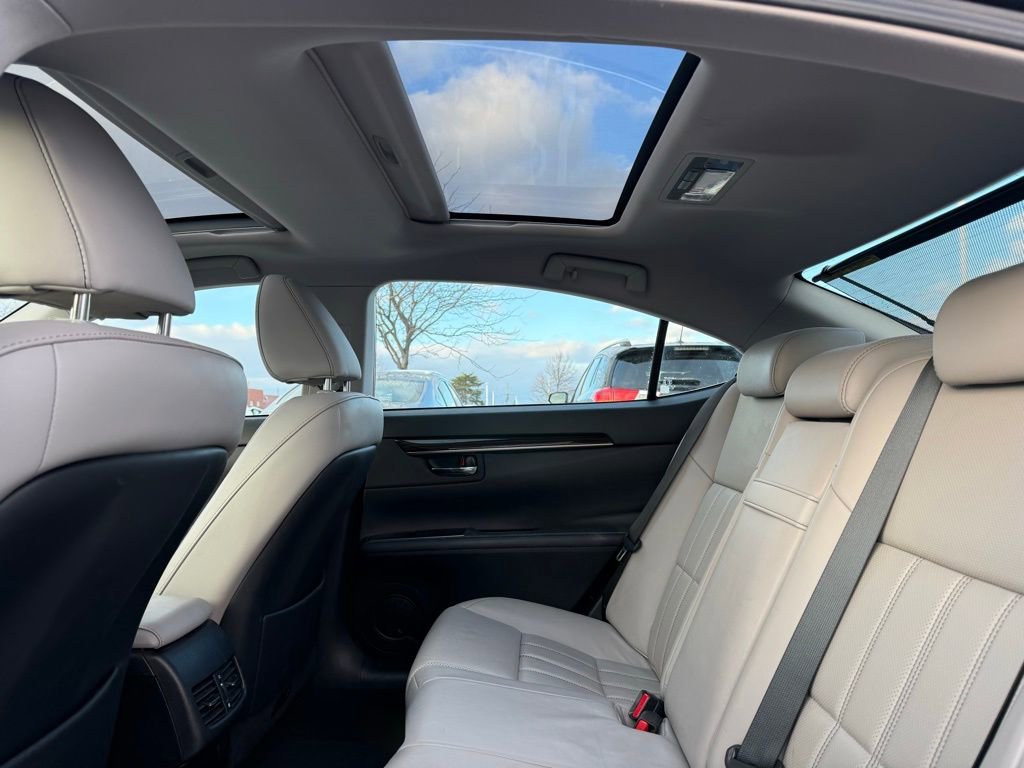 Used 2016 Lexus ES 350 image 15