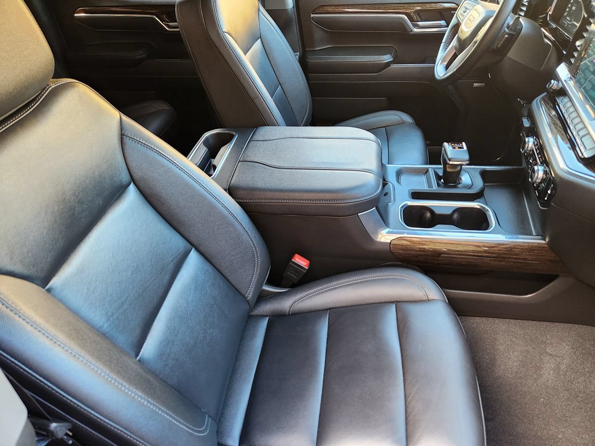 Used 2025 GMC Sierra 1500 Elevation w/ Elevation Premium Package AWD/4WD image 35