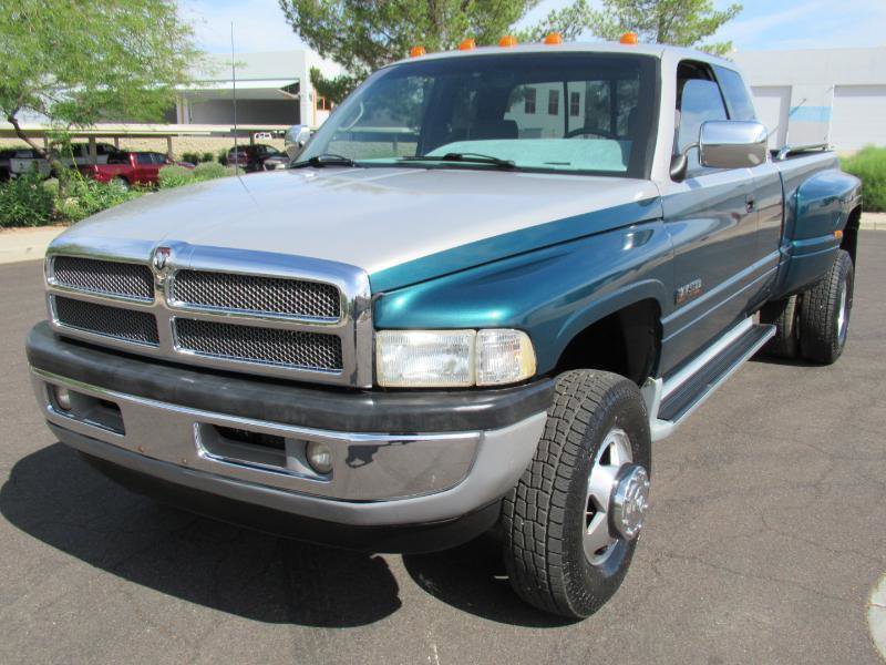 Used 1997 Dodge Ram 3500 Truck 4x4 Club Cab image 3