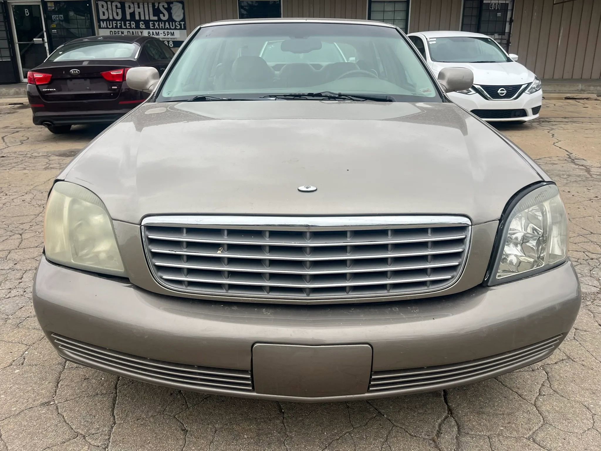 Used 2004 Cadillac De Ville FWD image 6