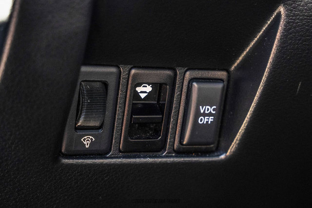 Used 2004 INFINITI G35 Coupe w/ Premium Pkg RWD image 74