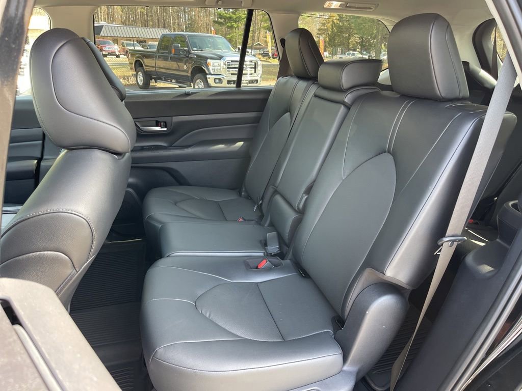 Used 2026 Toyota Grand Highlander XLE image 20