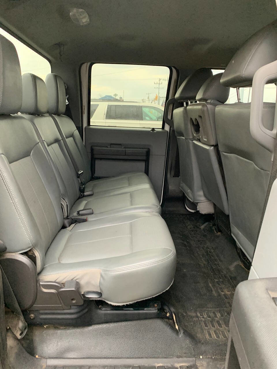 Used 2015 Ford F250 XL w/ Power Equipment Group AWD/4WD image 29