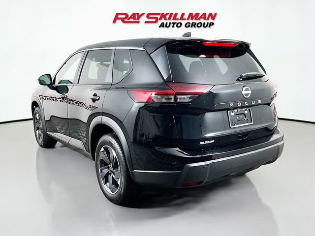 Used 2025 Nissan Rogue SV image 5