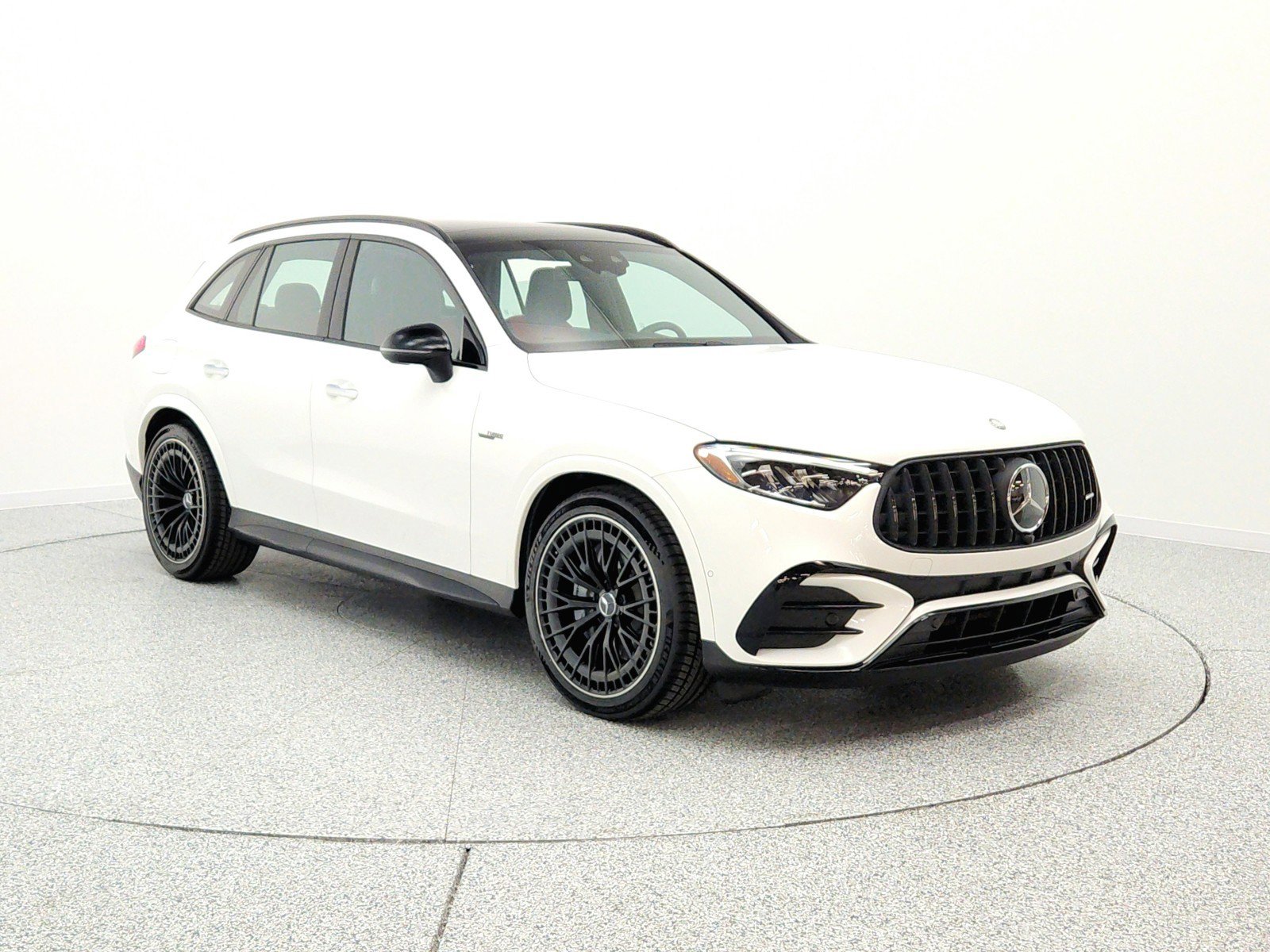 Used 2024 Mercedes-Benz GLC 43 AMG 4MATIC image 3