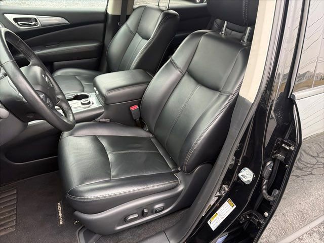 Used 2018 Nissan Pathfinder SL image 15