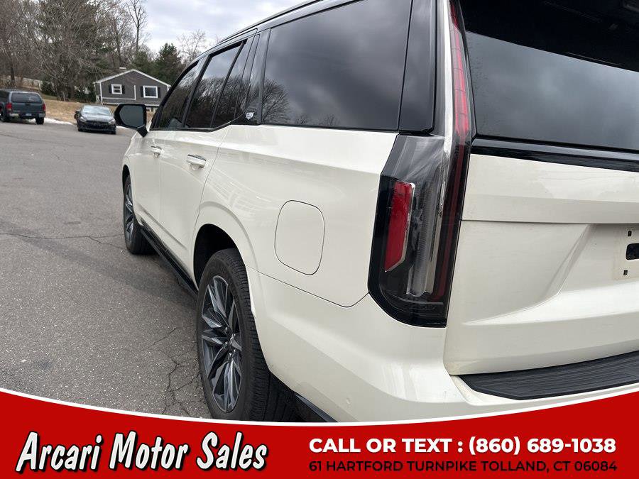 Used 2022 Cadillac Escalade Sport Platinum image 12