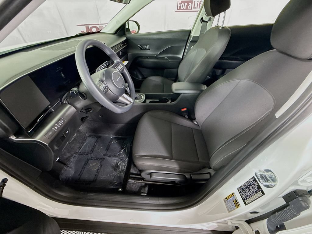 Certified 2026 Hyundai Kona SE AWD/4WD image 23