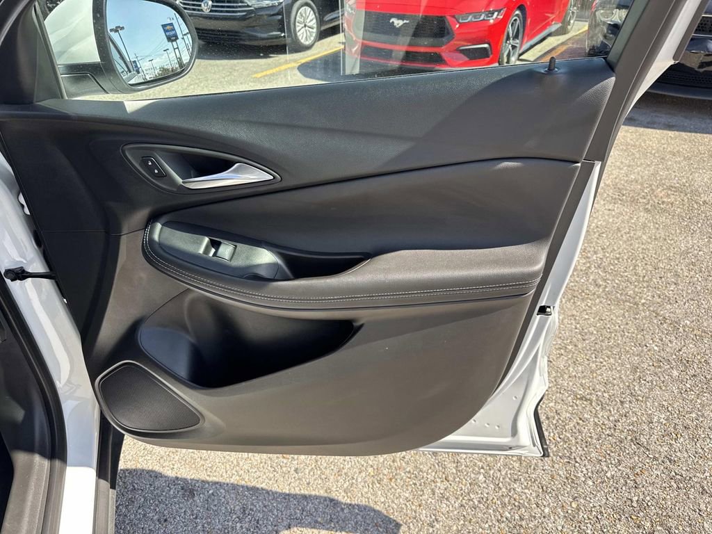 Used 2025 Buick Encore GX Preferred AWD/4WD image 14