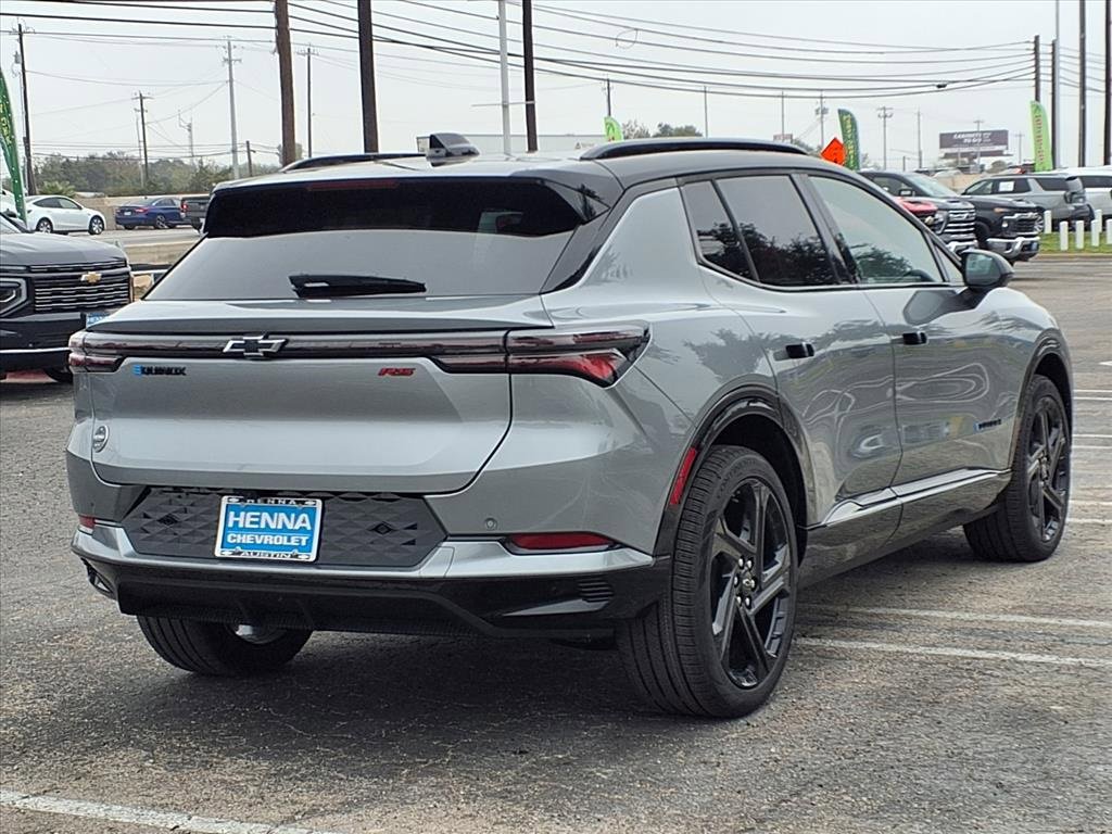 New 2026 Chevrolet Equinox EV RS image 4